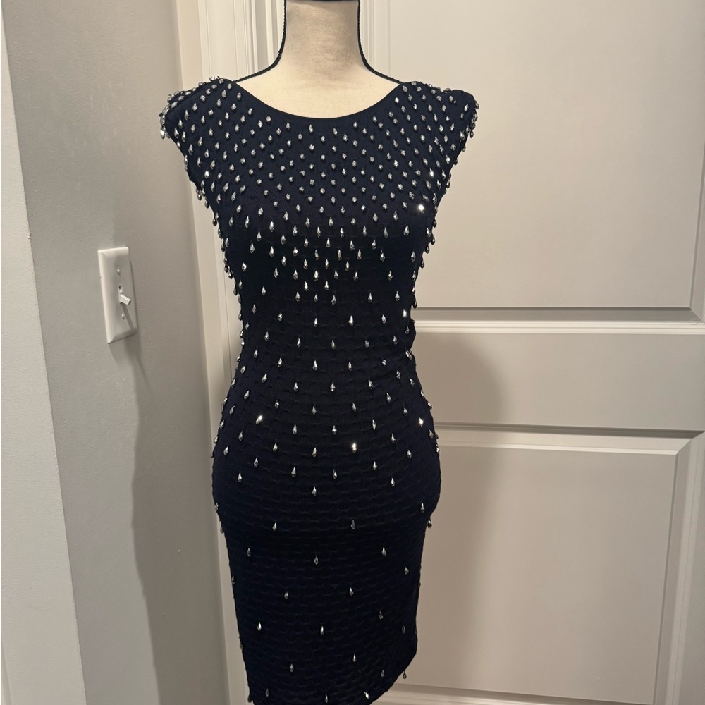 ASO SERENA VAN DER WOODSEN BLACK DRESS - Picture 11 of 11
